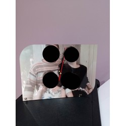 horloge 20€ hors envoie (à poser ou à attacher au mur) 26 cm sur 19 cm