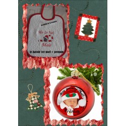 bavoir et boule de noel