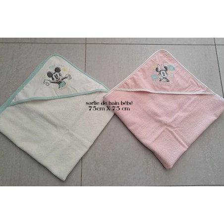 sortie de bain brodée un prenom roi lion , Minnie ou mickey