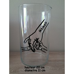 grand vase avec mains